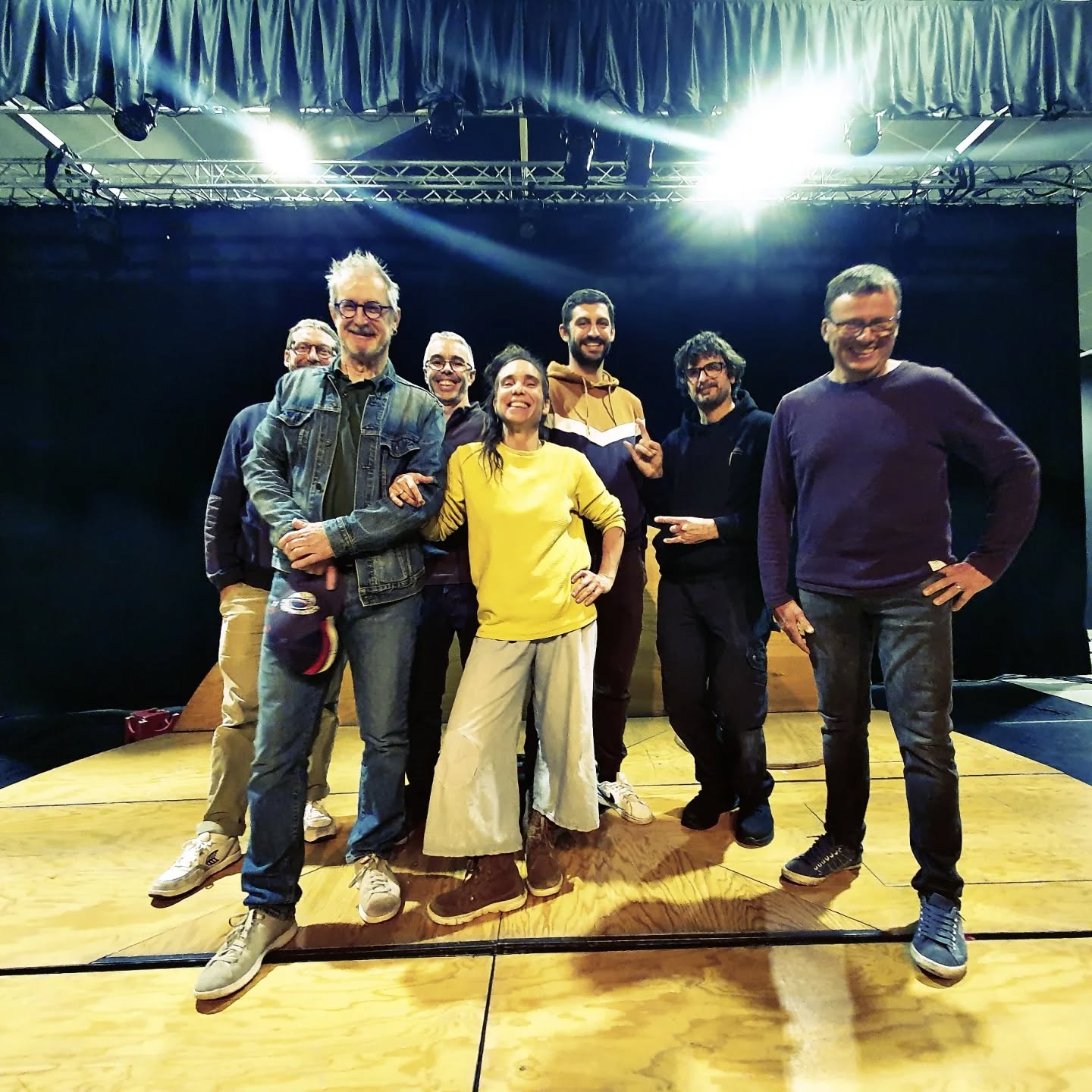 On est fin prêt.es..a tout à l'heure!20h30,salle du Maroc.merci a toute l'équipe de l'@festirues culturelle morcenaise pour le merveilleux accueil!