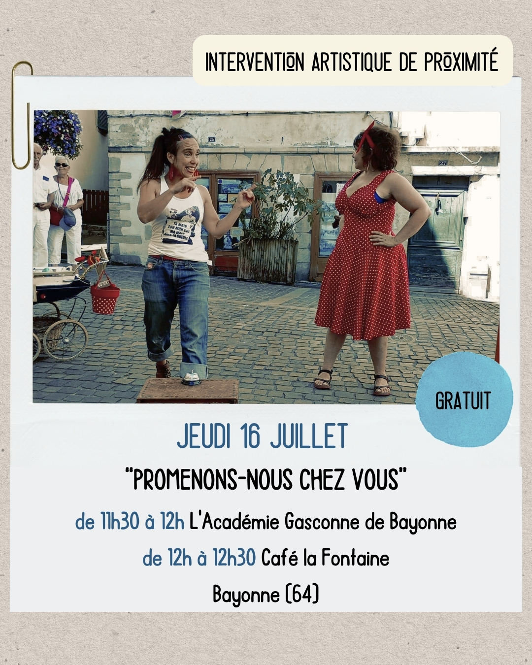 "Promenons-nous chez vous" s'invite dans le quartier Saint Esprit ce jeudi 16 juillet 2026 ! Sarah Piet au chant et Fanny Bérard au théâtre d'objets vous embarqueront dans leurs histoires improvisées !
Rendez-vous de 11h30 à 12h30 à l'Académie Gasconne de Bayonne et de 12h00 à 12h30 à @lafontainebayonne